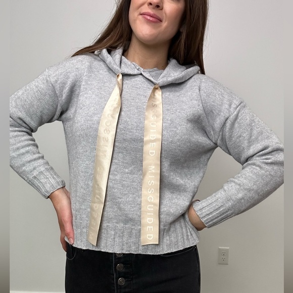 Missguided Tops - Missguided Gray Pullover Sweater with Cute Ribbon Detailing in Size 6